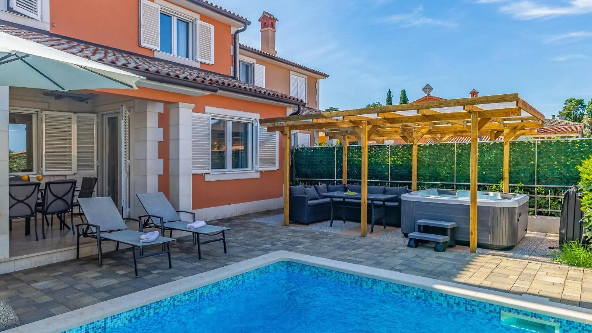 Resort Villas Lotus By Istrabook Pula