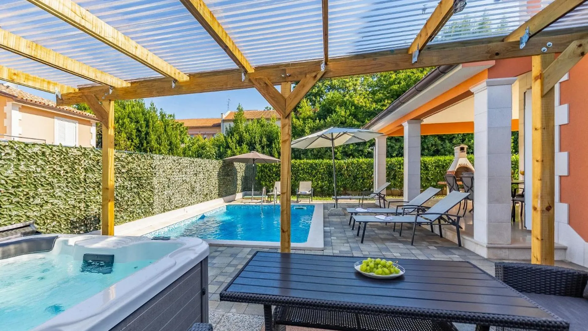 Resort Villas Lotus By Istrabook Pula