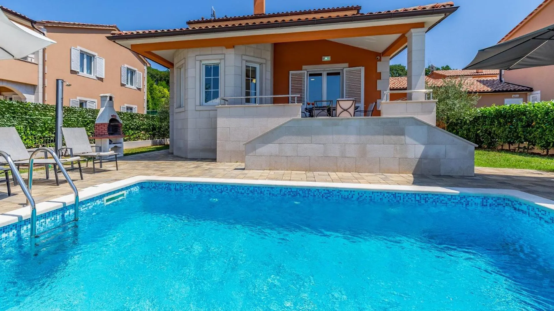 Resort Villas Lotus By Istrabook Pula